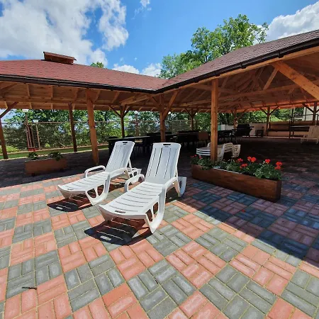 住宿加早餐酒店 Sadyba Spa