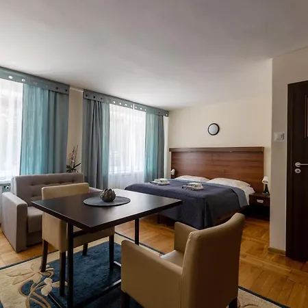 住宿加早餐酒店 Sadyba Spa