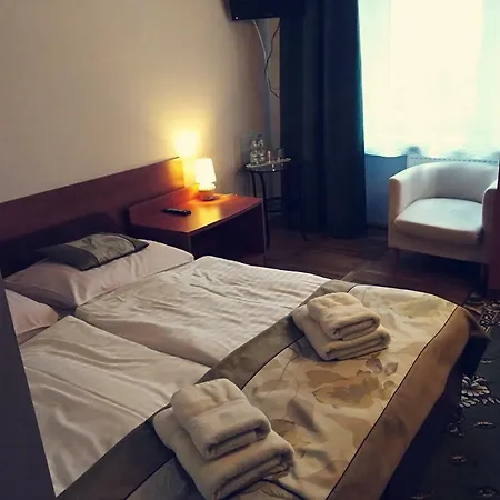 住宿加早餐酒店 Sadyba Spa